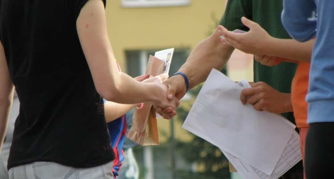 סוגרים חשבון